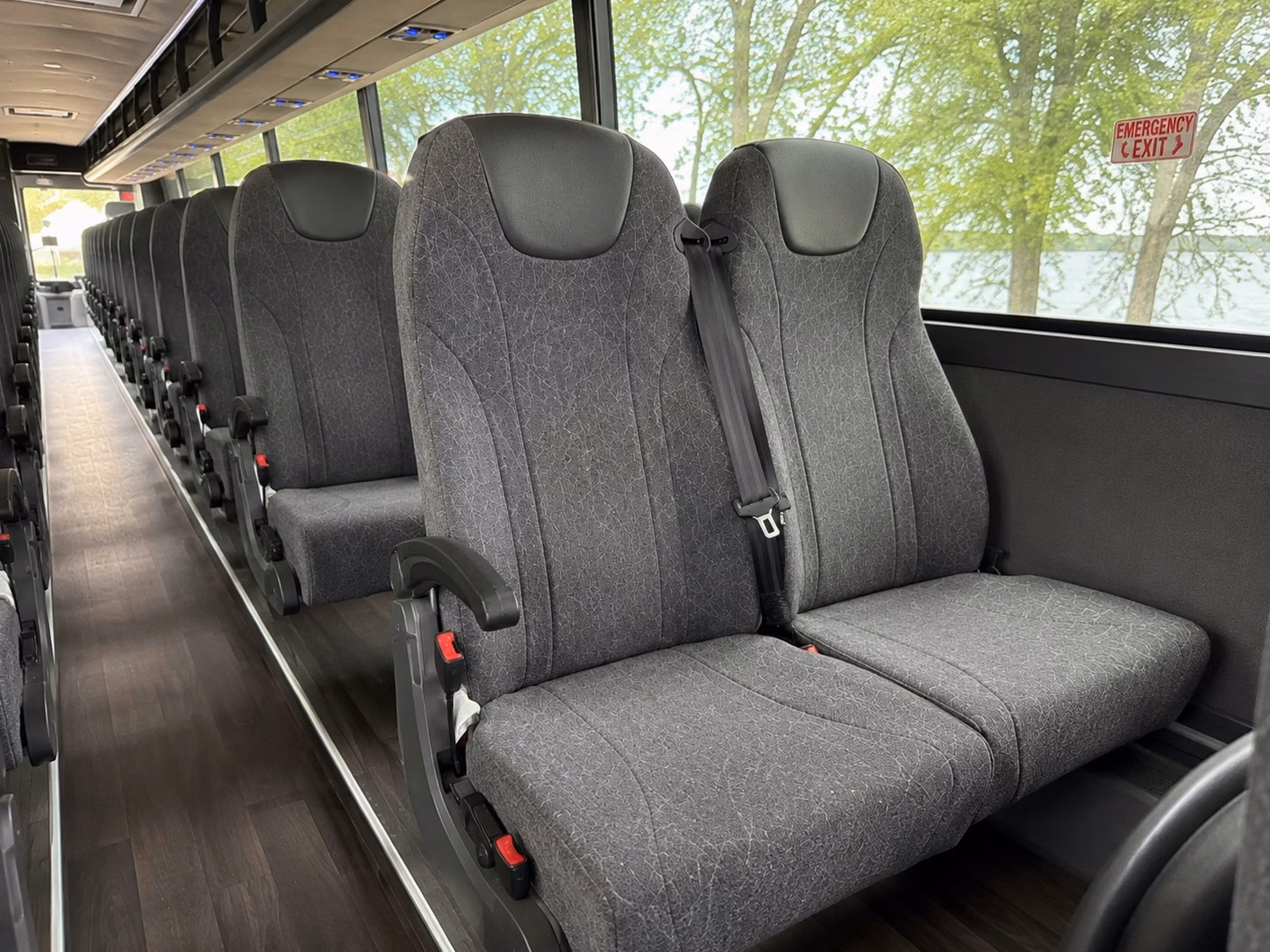 charter bus transportation for syracuse university campus tours and college visits