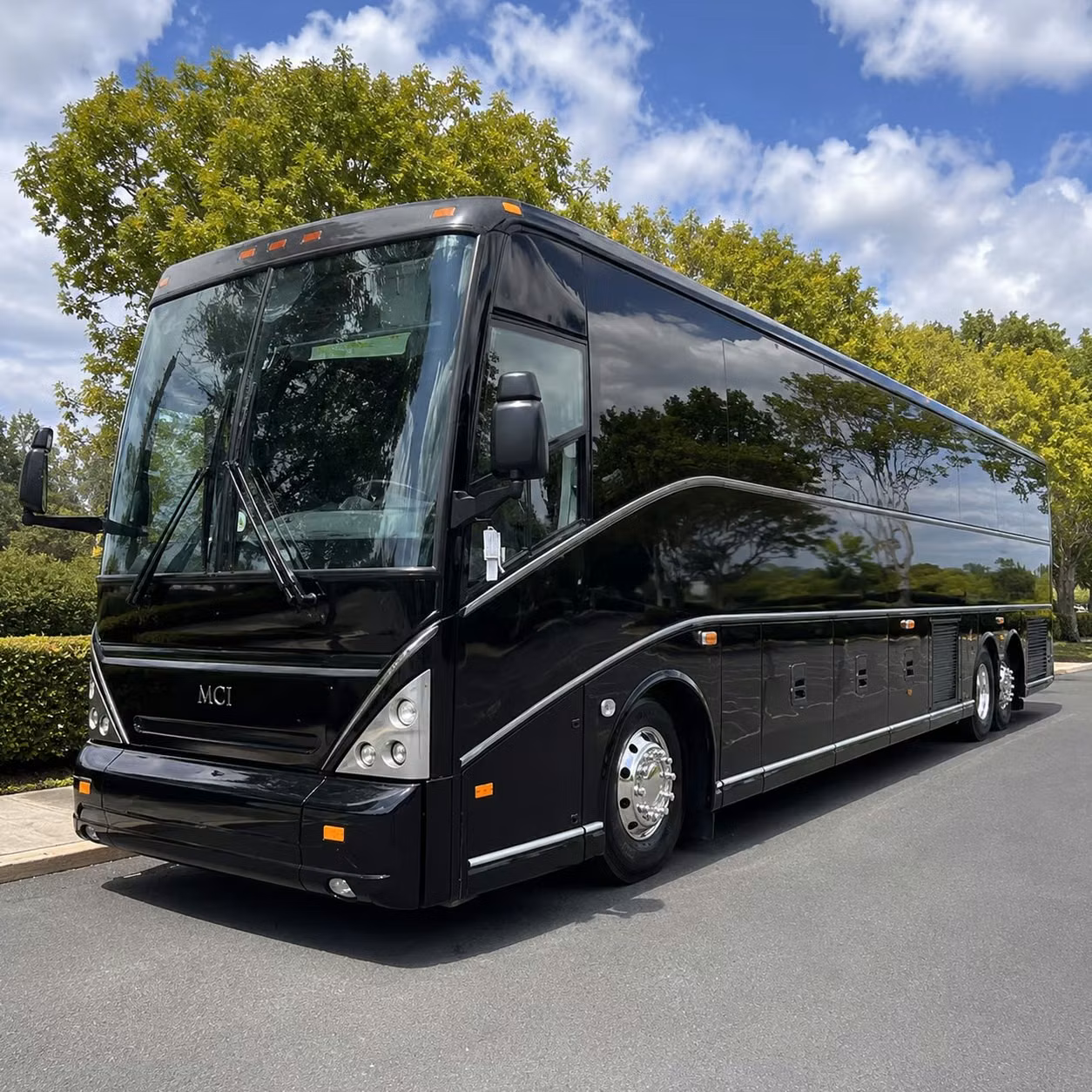 employee shuttle services for syracuse businesses and commuter routes
