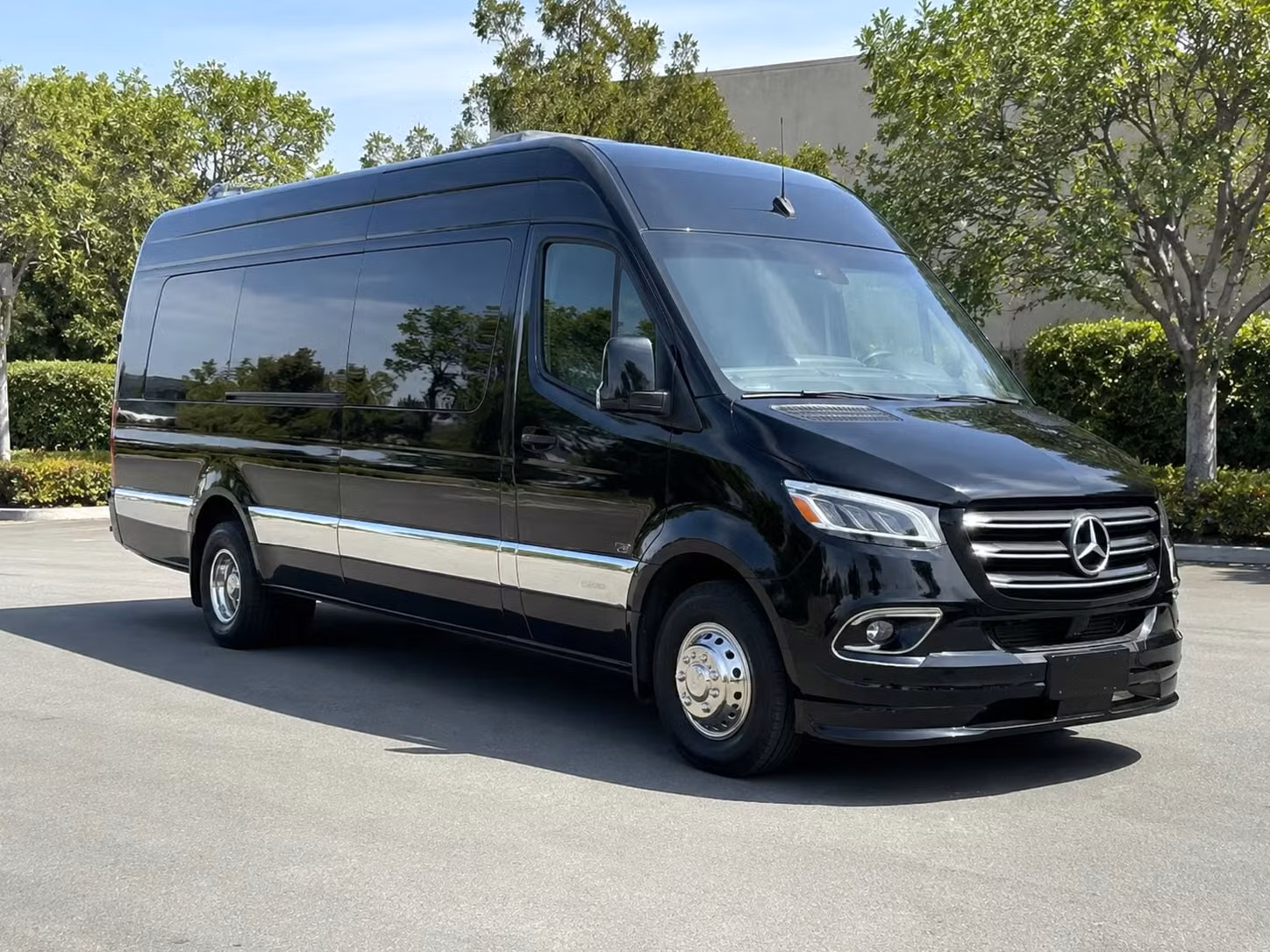 syracuse field trip transportation