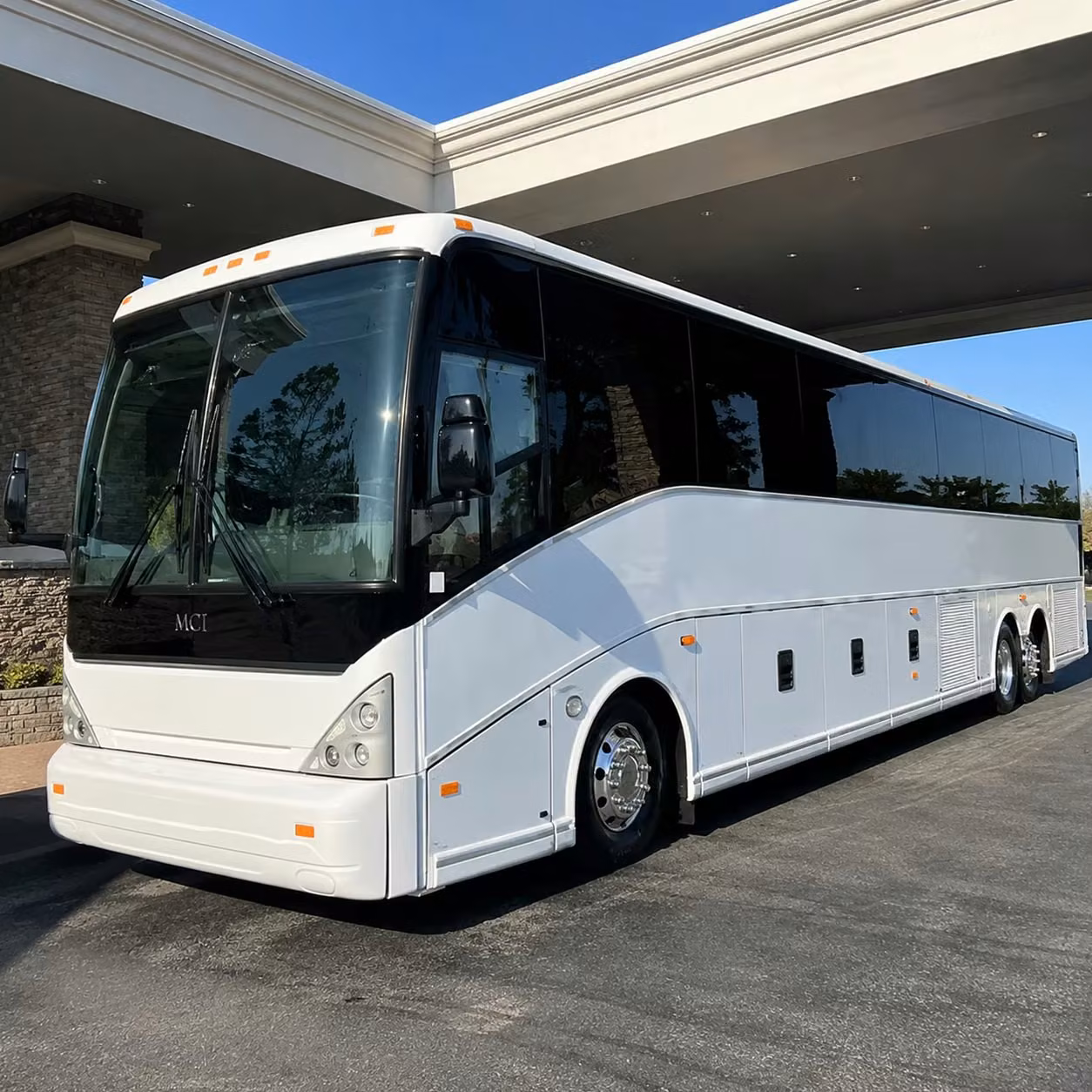 wedding party airport shuttles across onondaga county